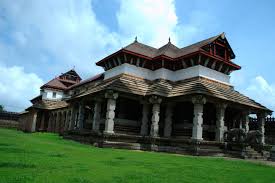 Saavira Kambada Basadi Temple